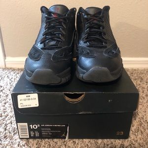 Jordan retro 11 low referees size 10.5